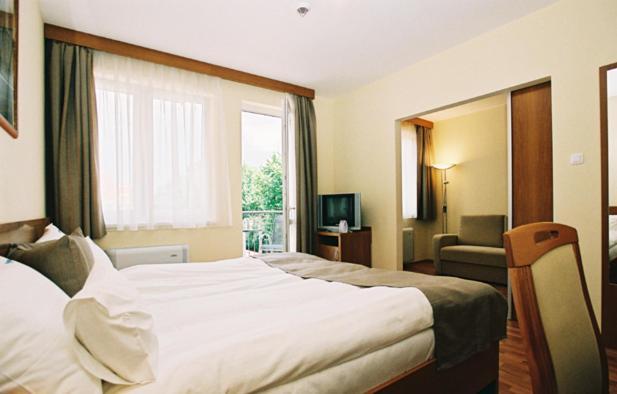Panorama Wellness Apartman Hotel Hajdúszoboszló Szoba fotó